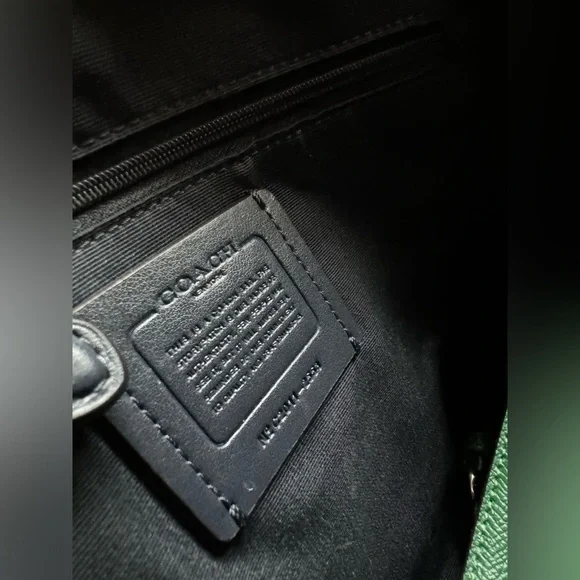 Coach, leather - Picture 6 of 6